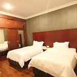 Flora Hotel Suites